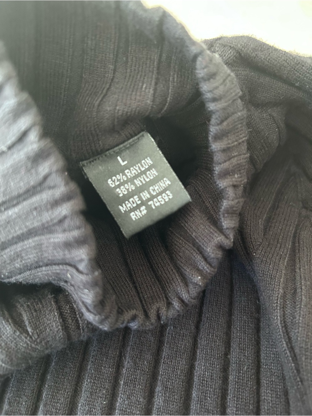 Ribbed Mock Neck Women's Sweater - Black large - Picture 4 of 7